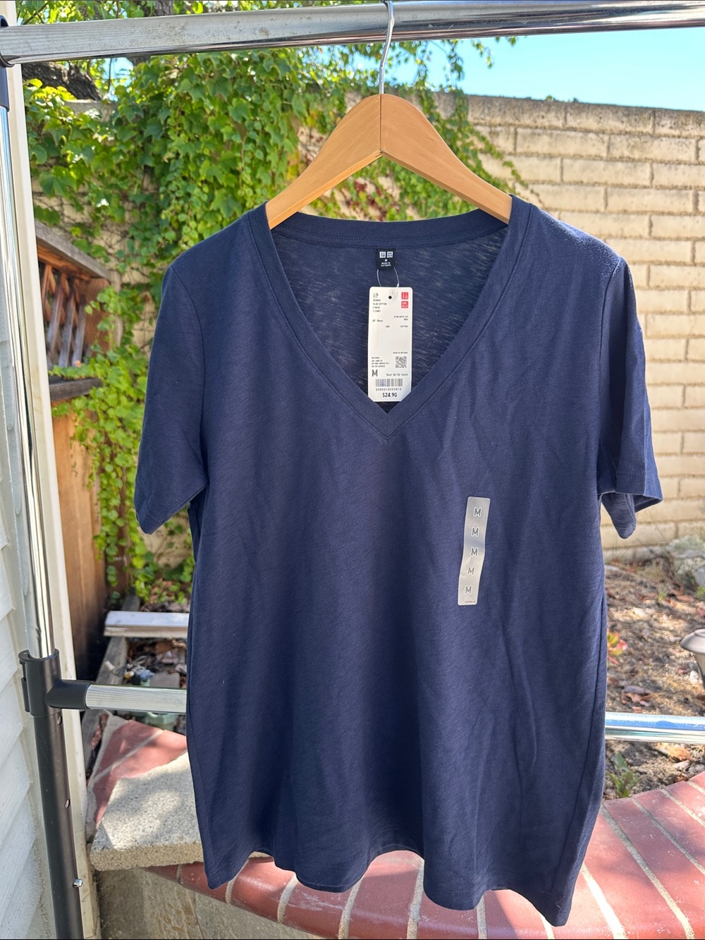 Uniqlo 100% Cotton Navy V-Neck Short Sleeve Tee